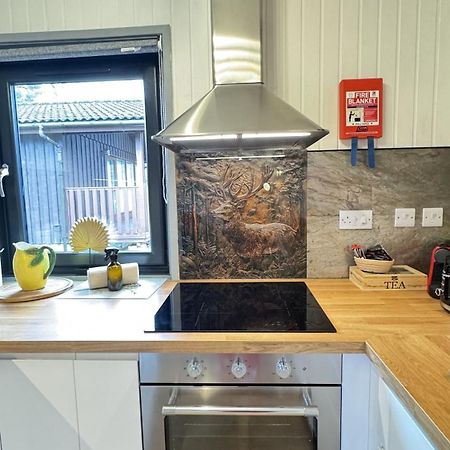فيلا Wooden Cosy Retreat Hunters Quay دُنون المظهر الخارجي الصورة